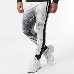 Vente flash ✔️ Ensemble De Survêtement A Bandes E281 Gris Noir de Zayne Paris 😉 7 Vente flash ✔️ Ensemble De Survêtement A Bandes E281 Gris Noir de Zayne Paris 😉 -Zayne Paris Soldes zayne paris 280929 E281 3 20210827T152055 04