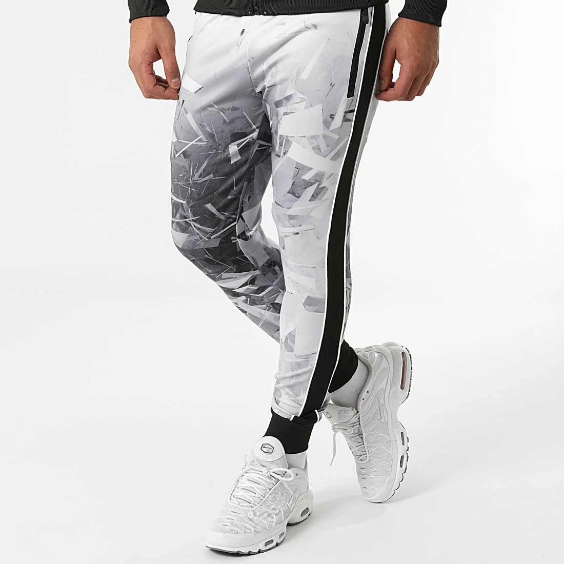 Vente flash ✔️ Ensemble De Survêtement A Bandes E281 Gris Noir de Zayne Paris 😉 4 Vente flash ✔️ Ensemble De Survêtement A Bandes E281 Gris Noir de Zayne Paris 😉 – Image 4