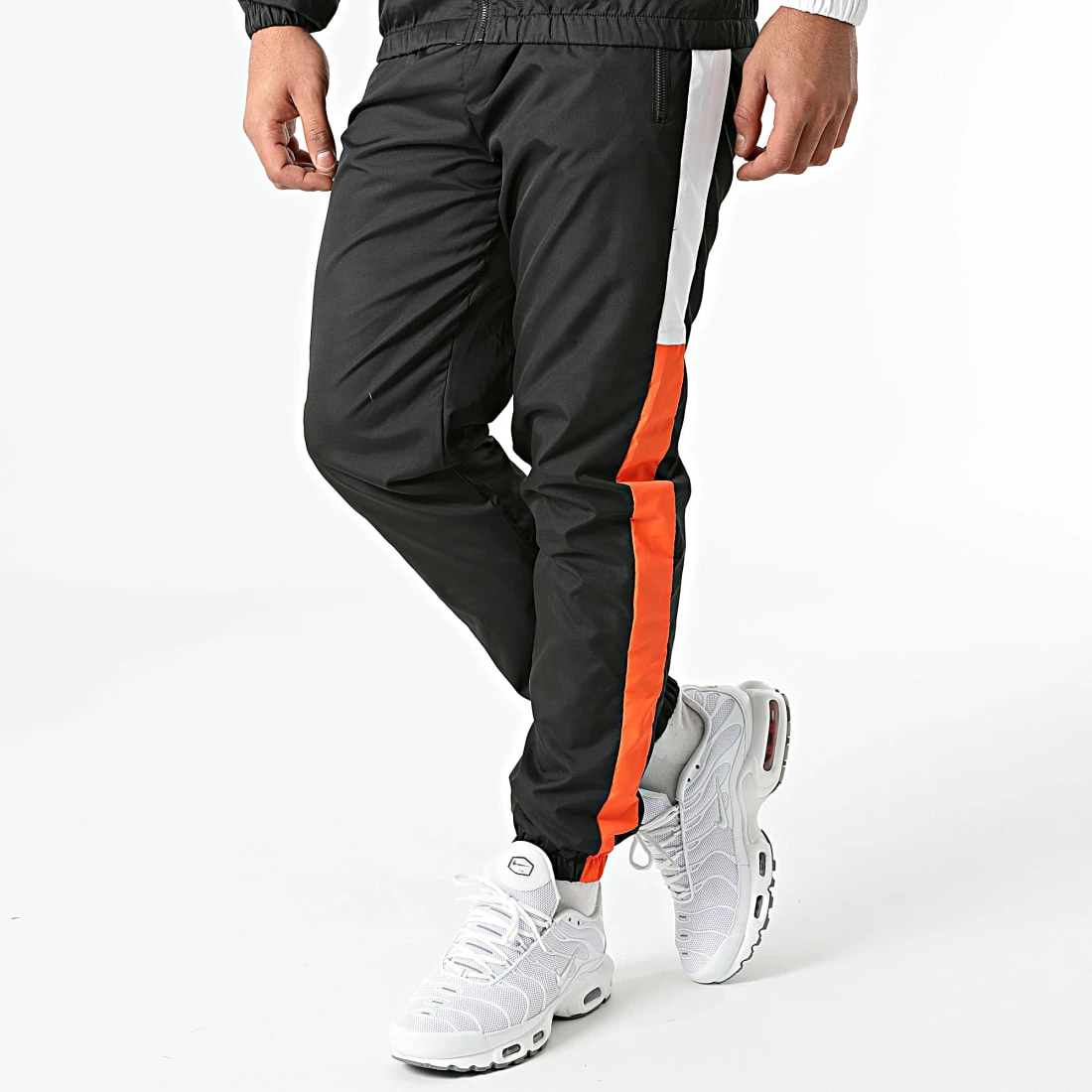 Les meilleures critiques de 👏 Ensemble De Survêtement TX-688 Noir Orange Blanc de Zayne Paris 🔥 4 Les meilleures critiques de 👏 Ensemble De Survêtement TX-688 Noir Orange Blanc de Zayne Paris 🔥 – Image 4