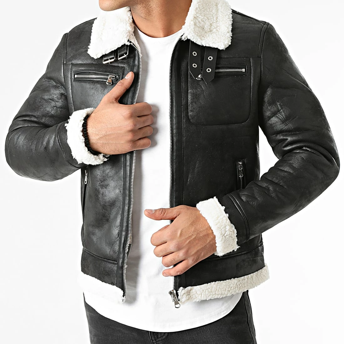 Offres 👏 Veste Zippée Col Mouton 21003 Noir de Zayne Paris ✨ 1 Offres 👏 Veste Zippée Col Mouton 21003 Noir de Zayne Paris ✨