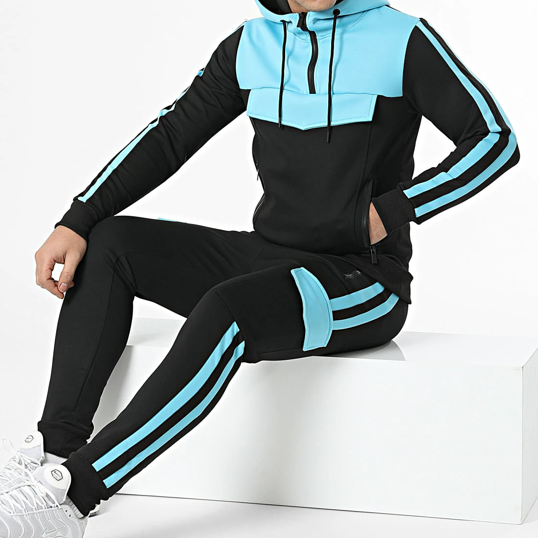 Offres 😍 Ensemble De Survetement TX-749 Noir Bleu de Zayne Paris 🥰 1 Offres 😍 Ensemble De Survetement TX-749 Noir Bleu de Zayne Paris 🥰