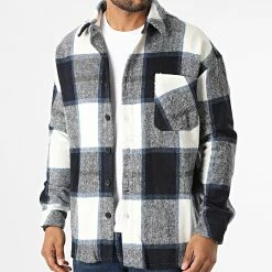 Les meilleures critiques de 😉 Surchemise A Carreaux KD642 Blanc Bleu Marine de Zayne Paris ⌛ 6 Les meilleures critiques de 😉 Surchemise A Carreaux KD642 Blanc Bleu Marine de Zayne Paris ⌛ -Zayne Paris Soldes zayne paris 331078 KD642 2 20220804T161420 03