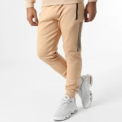Nouveau 👏 Ensemble Veste Zippée Et Pantalon Jogging A Bandes E320 Beige de Zayne Paris ❤️ 7 Nouveau 👏 Ensemble Veste Zippée Et Pantalon Jogging A Bandes E320 Beige de Zayne Paris ❤️ -Zayne Paris Soldes zayne paris 331222 E320 3 20220811T143728 04