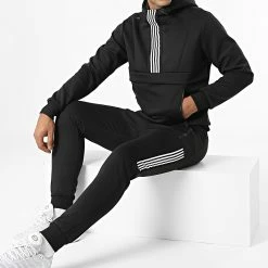 Grosses soldes 🔔 Ensemble Veste Zippée Et Pantalon Jogging A Bandes E320 Noir de Zayne Paris 🧨