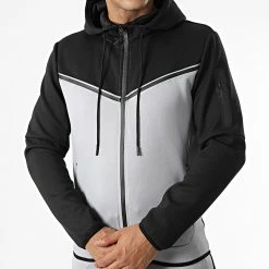 Tout neuf 💯 Ensemble Sweat Zippé Capuche Et Pantalon Jogging E-314 Gris Noir Réfléchissant de Zayne Paris 👍 -Zayne Paris Soldes zayne paris 333276 E 314 1 20220823T140202 03