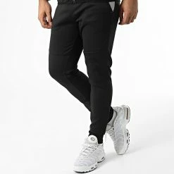 Vente flash 👏 Ensemble Sweat Zippé Capuche Et Pantalon Jogging E-315 Noir Réfléchissant de Zayne Paris 🌟 7 Vente flash 👏 Ensemble Sweat Zippé Capuche Et Pantalon Jogging E-315 Noir Réfléchissant de Zayne Paris 🌟 -Zayne Paris Soldes zayne paris 333286 E 315 1 20220823T140259 04