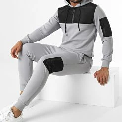 Budget ⭐ Ensemble Veste Col Zippé Capuche Et Pantalon Jogging E-311 Gris de Zayne Paris 🎉