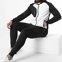 De gros 😉 Ensemble De Survetement E336 Blanc Noir de Zayne Paris 👍